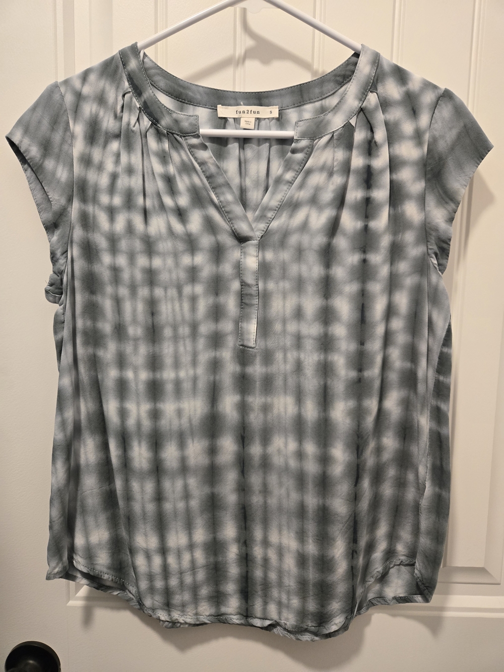 Women’s Green Tie-Dye Cap Sleeve Blouse